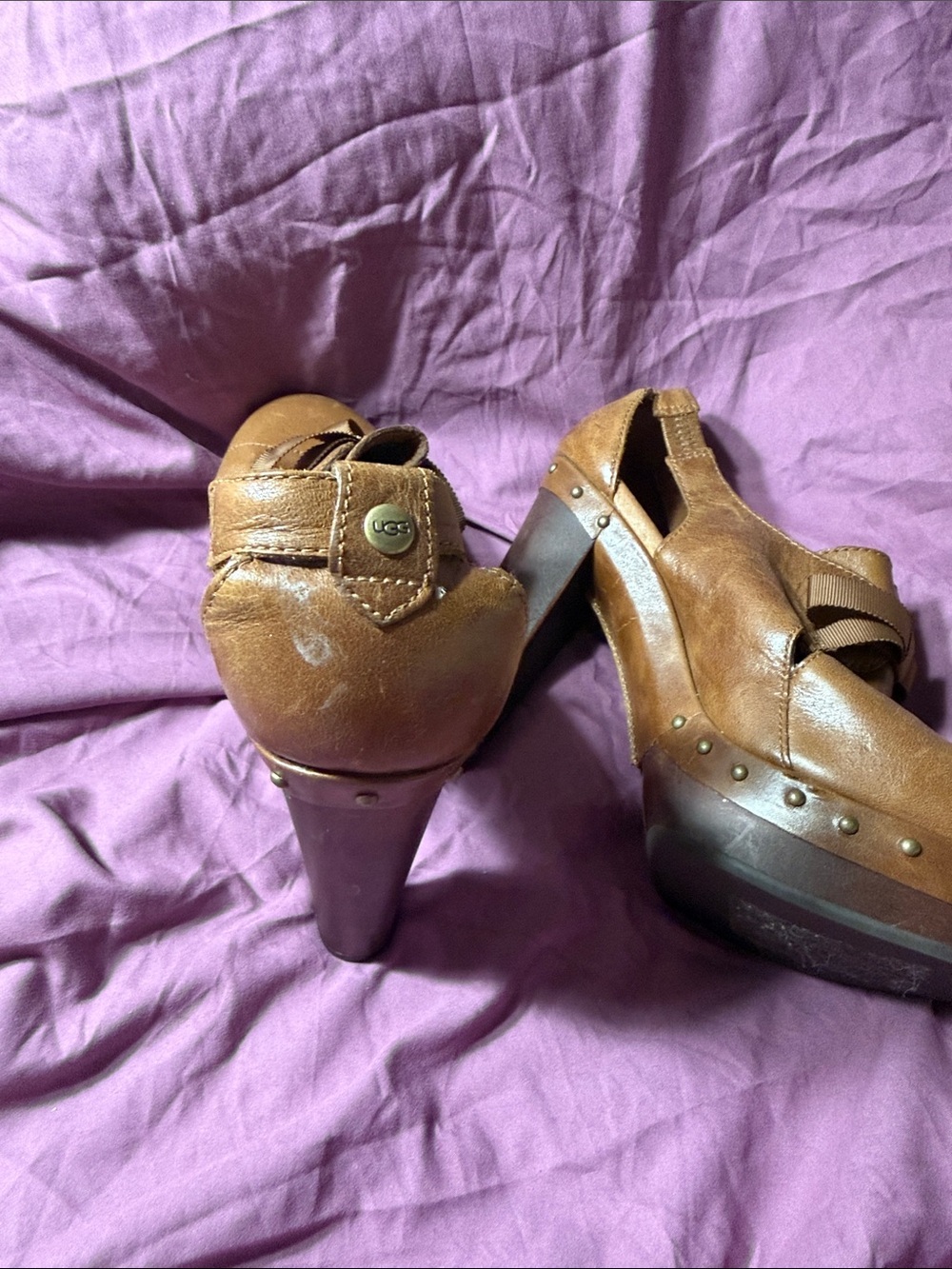 UGG Brown Leather Ribbon-Accent Platform Clog Heels - Picture 6 of 7